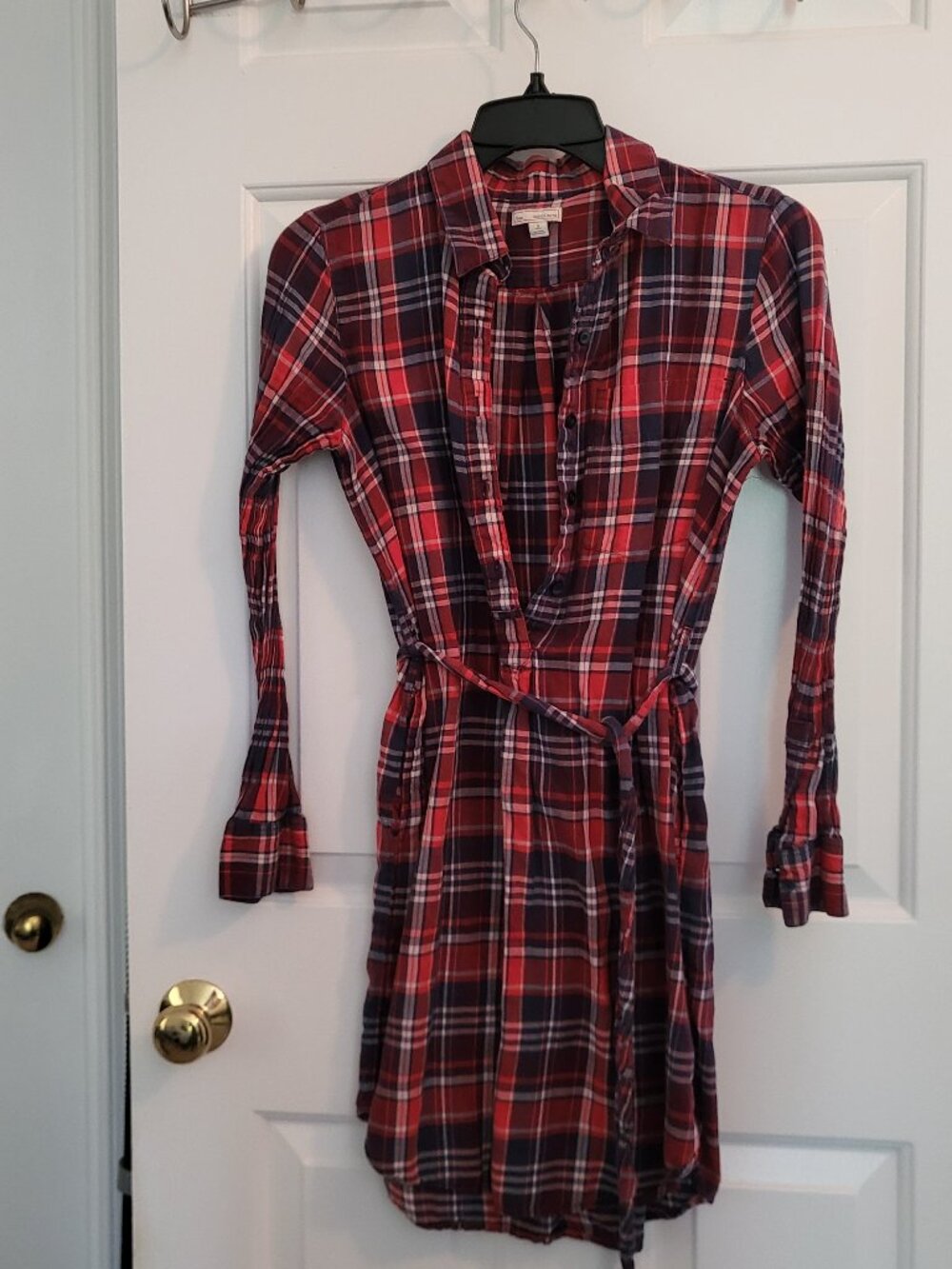 Gap cotton red plaid dress shirt - size S